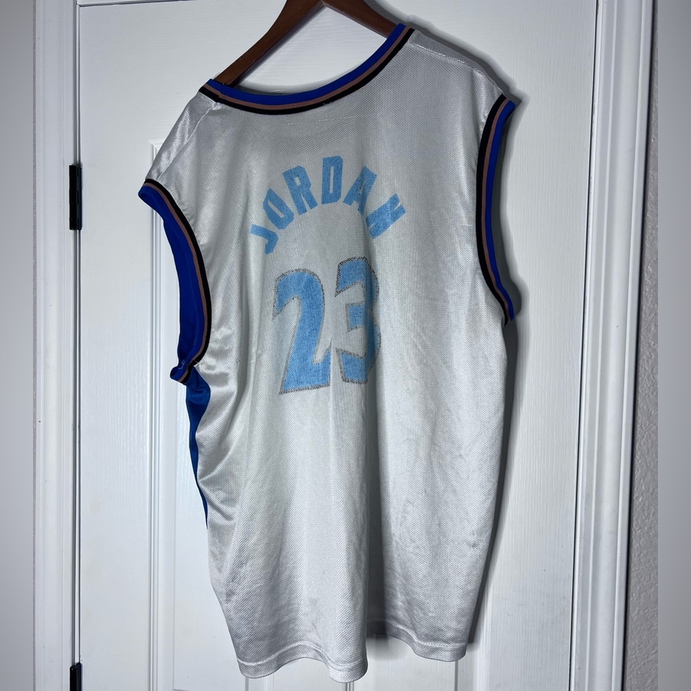 Vintage Champion Washington Wizards #23 Jordan Jersey Size X-Large / 48